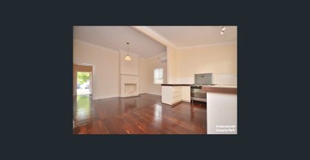 Weatherboard Cottage Close To The Cafe Strip - Photo 4