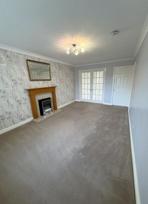 2 bedroom bungalow to rent - Photo 1