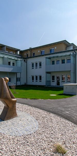 Sehr schöne 2-Zimmer Wohnung in Kirchdorf mit Garten - Photo 1