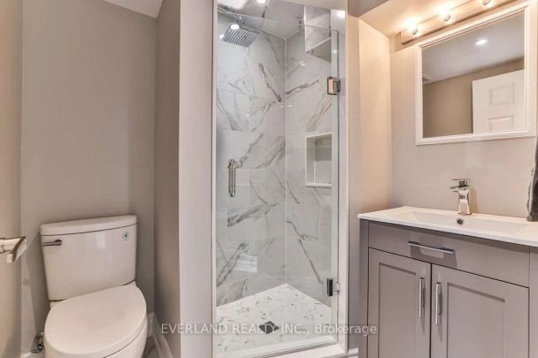 Detached Home For Lease | N9246525 - Photo 1