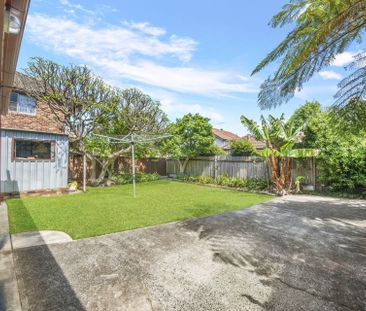 2 Bedroom Home with Stunning Harbour Views - Photo 6