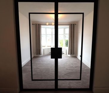 3 bedroom semi-detached house to rent - Photo 2