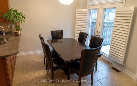 For Lease - 20 Trailside Walk, Brampton, Ontario - Photo 3