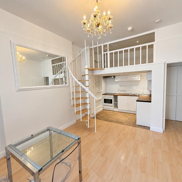1 bedroom flat to rent - Photo 1