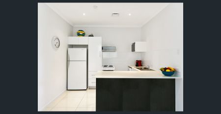 Furnished Executive self-contained Granny Flat - Photo 3