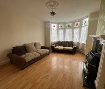 3 bedroom terraced house to rent - Photo 1