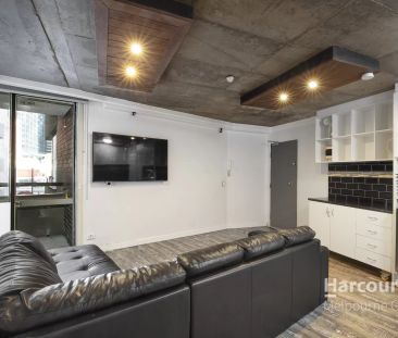 Cozy Furnished Apartment on Lonsdale! - Photo 6