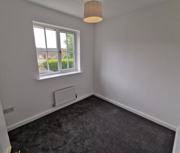 4 bedroom detached house to rent - Photo 1