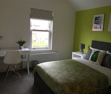1 bedroom in a house share to rent - Photo 2