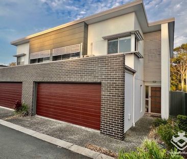 Air Con in ALL Rooms, Gas Cooktop, Double Garage & Low Maintenance Backyard with Decking - Photo 5