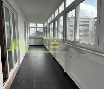 Apartment T4 in Alvalade, Lisboa - Foto 1