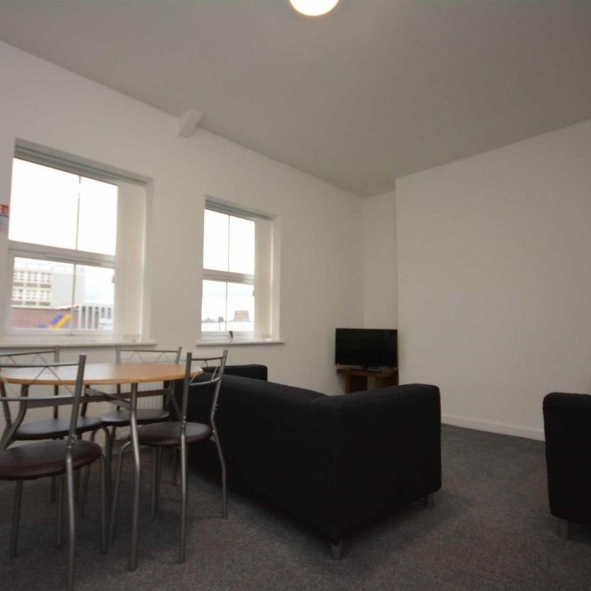 1 bed Room for Rent - Photo 1