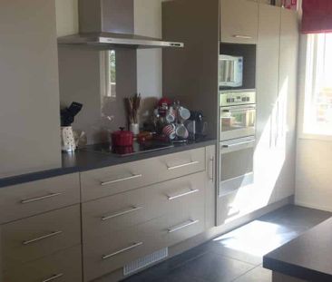 Magnificent in Mornington - Photo 4