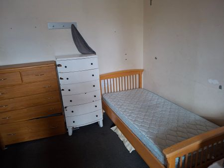 Carlton - Photo 3