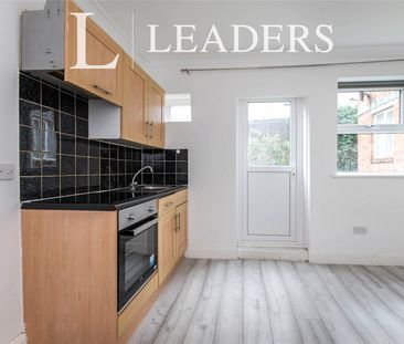 1 bedroom property to rent Old Christchurch Road, Bournemouth, BH1 - Photo 5