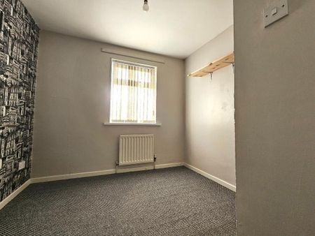 2 Corbally Avenue, Parkhall, Antrim, BT41 1EF - Photo 3