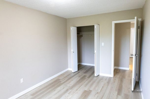 Cochrane 104 - Photo 1