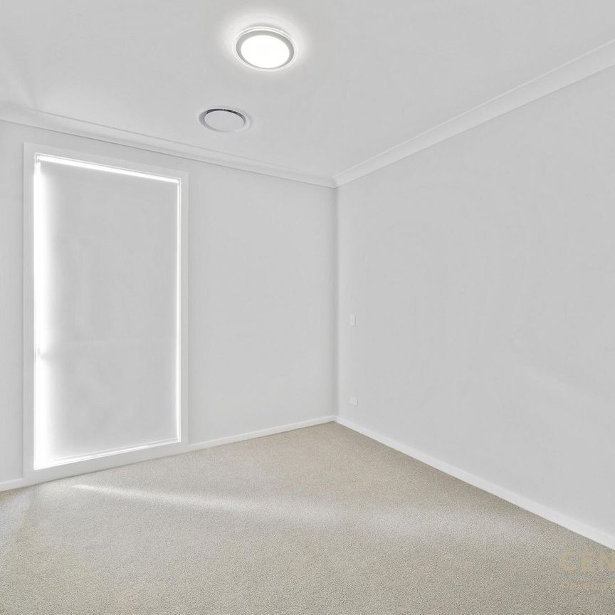 Modern Home with Solar Panels and Back-Up Battery - Photo 1