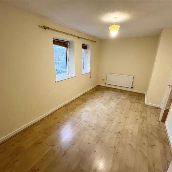 Ferrara Square, Maritime Quarter, Swansea, SA1 - Photo 1