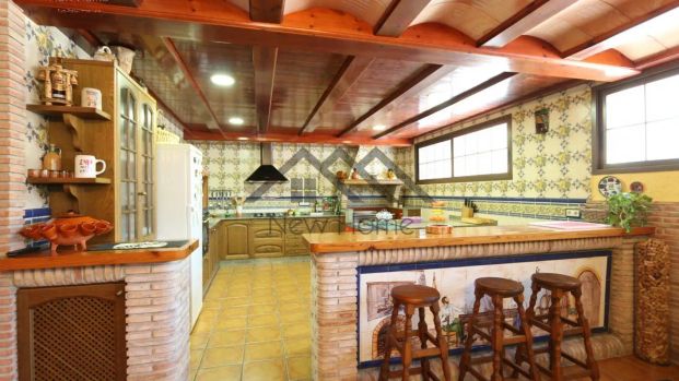 Casa o chalet de alquiler en Benaguasil - Photo 1