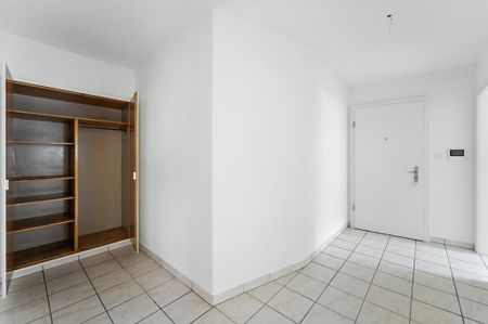 Apartment - Photo 3