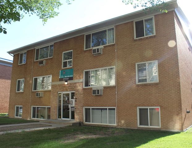 Rae 4040 | 4040 Rae Street, Regina - Photo 1