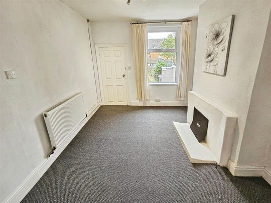2 Bedroom House to Rent in Fuller Street, Kettering, NN16 - Photo 1
