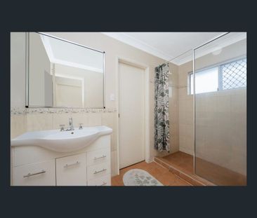 For Rent - Spacious Family Home in Condon - Photo 5