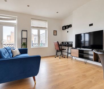 2 bedroom flat to rent - Photo 1
