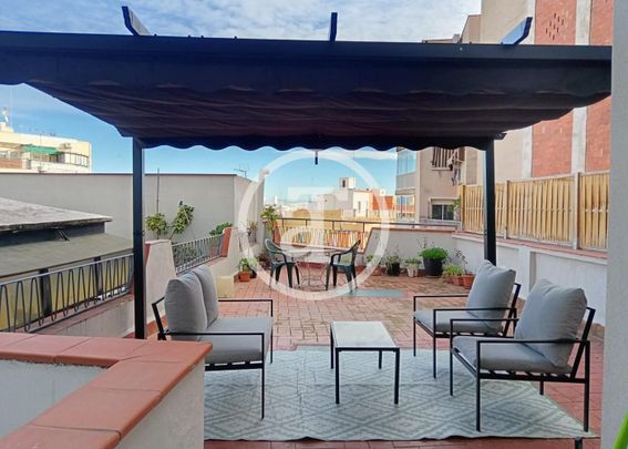 Piso de alquiler en Carrer D'amílcar, El Guinardó - Photo 1