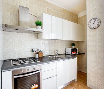 Spacious and bright single room in Via Ronchi - Photo 4