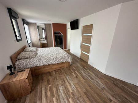 Location Maison 2 pièces 73m² CHERBOURG-EN-COTENTIN 50100 - Photo 5