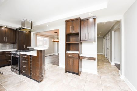 For Lease - 4205A Longmoor Drive, Burlington, Ontario - Photo 2
