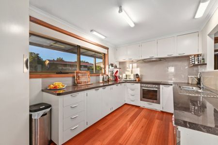 9 Vermeer Avenue - Photo 5