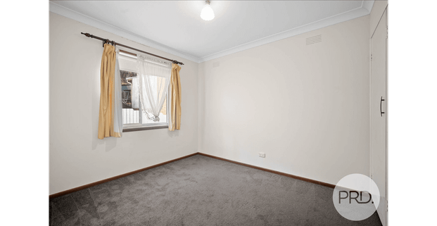 107 Red Hill Road, Kooringal NSW 2650 - Photo 1