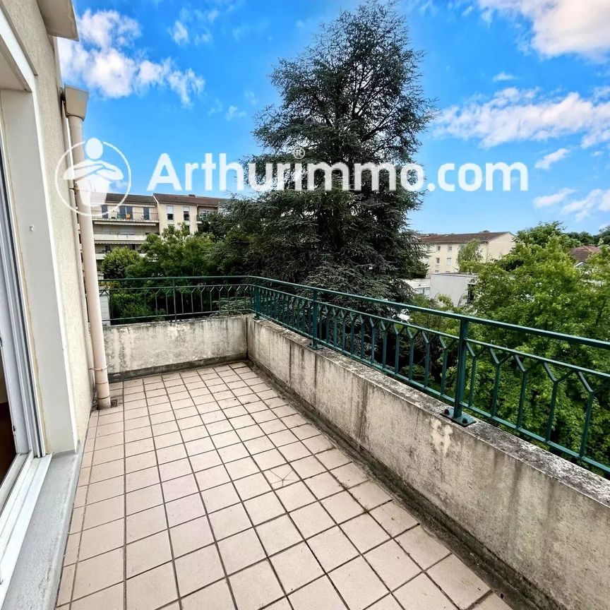 Location Appartement 3 pièces 72 m2 à Neuville-sur-Saône - Photo 1