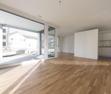 MODERN, LICHTDURCHFLUTEND UND WOHLFÜHLEND - IHRE NEUE WOHNUNG! - Photo 1