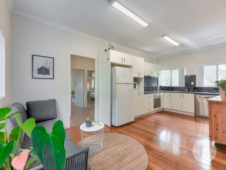 9 Appel Street, Chelmer QLD 4068 - House For Rent | Domain - Photo 2