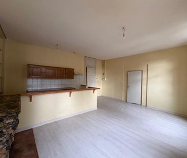 APPARTEMENT T2 BIS A LOUER A AMPLEPUIS - Photo 2