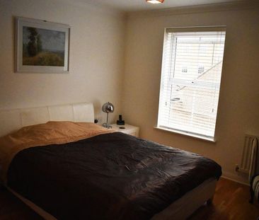 2 bedroom property to rent - Photo 1