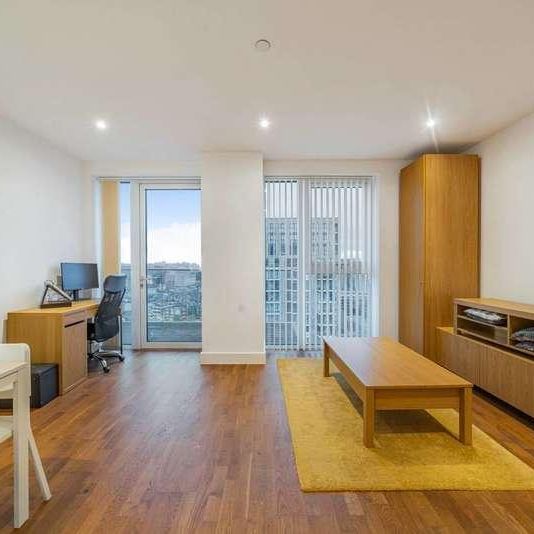 Duncombe House, Woolwich Riverside, SE18 - Photo 1