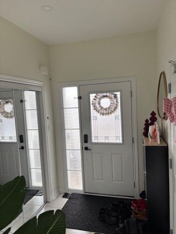 For Lease - 106 Whitefoot Crescent, Ajax, Ontario - Photo 2