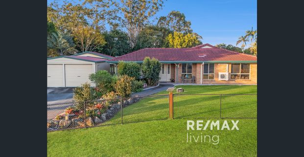 4 Bedroom Dream Home with Prime location in Burpengary East - Photo 1