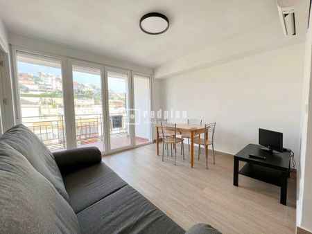 Piso en alquiler en CALLE ASTURIAS, El Palo , Este, Málaga, Málaga - Photo 3