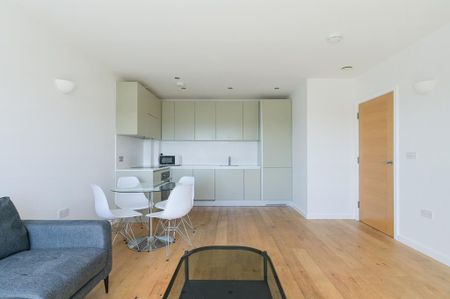 1 bedroom flat to rent - Photo 2