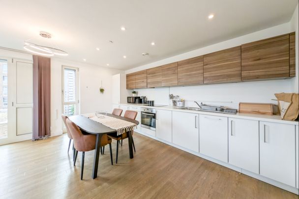 Marner Point, Jefferson Plaza, London, E3 - Photo 1