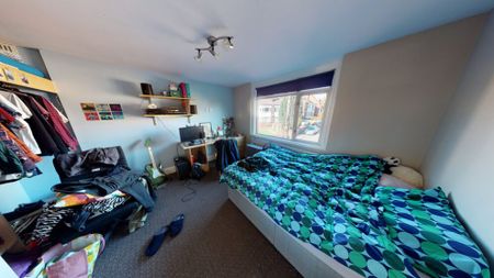 1 Ash Crescent, Leeds, LS6 3LE - Photo 3