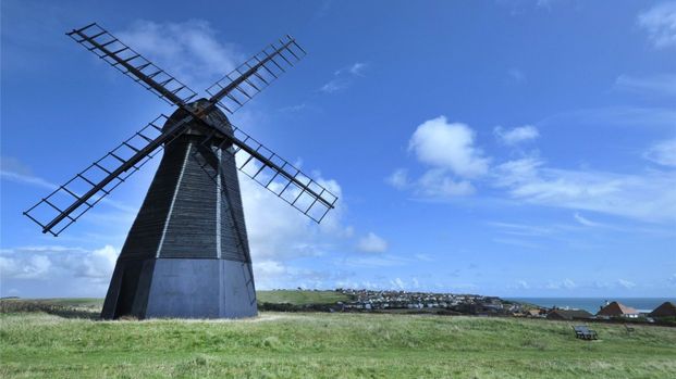 Court Farm Road, Rottingdean, BN2 - Photo 1