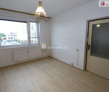 Pěkný útulný byt 1+1 ve třetím patře panelového domu s výtahem a do... - Photo 3