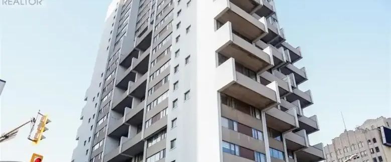 380 PELISSIER Unit# 307 | 380 PELISSIER Unit# 307, Windsor - Photo 1